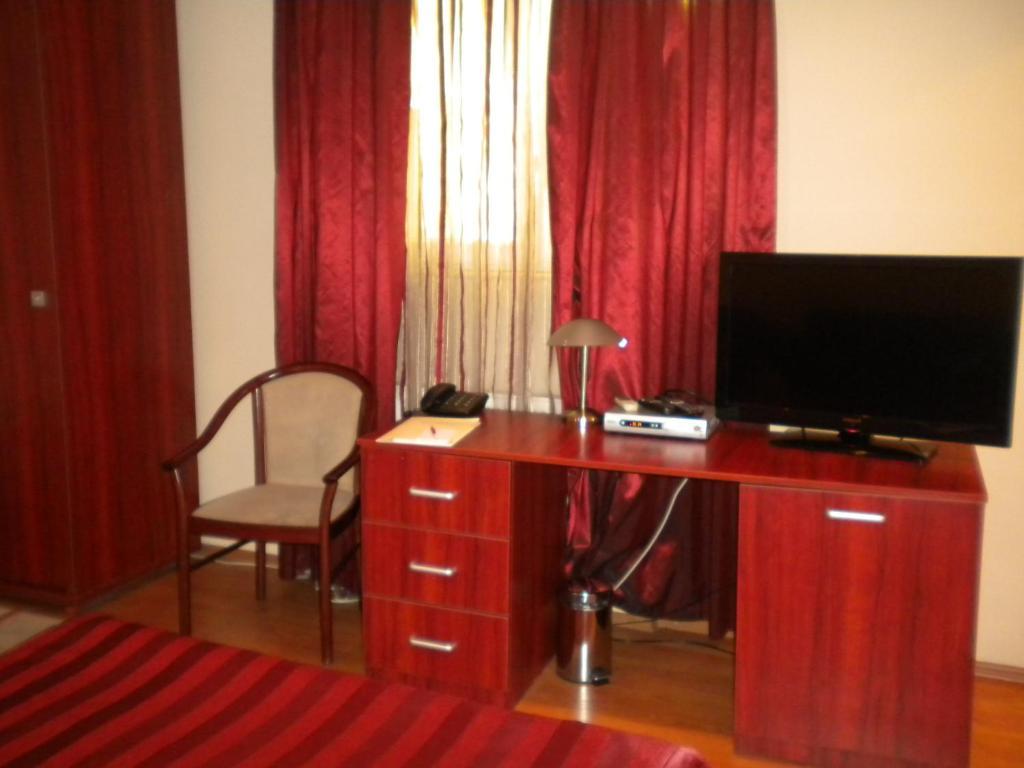 Hotel Ary Cluj-Napoca Exterior photo